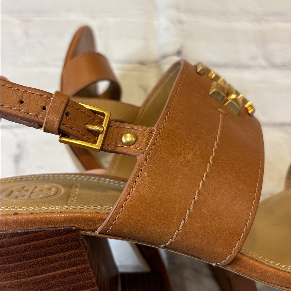 Tory Burch Everly Sandal - Picture 13 of 16